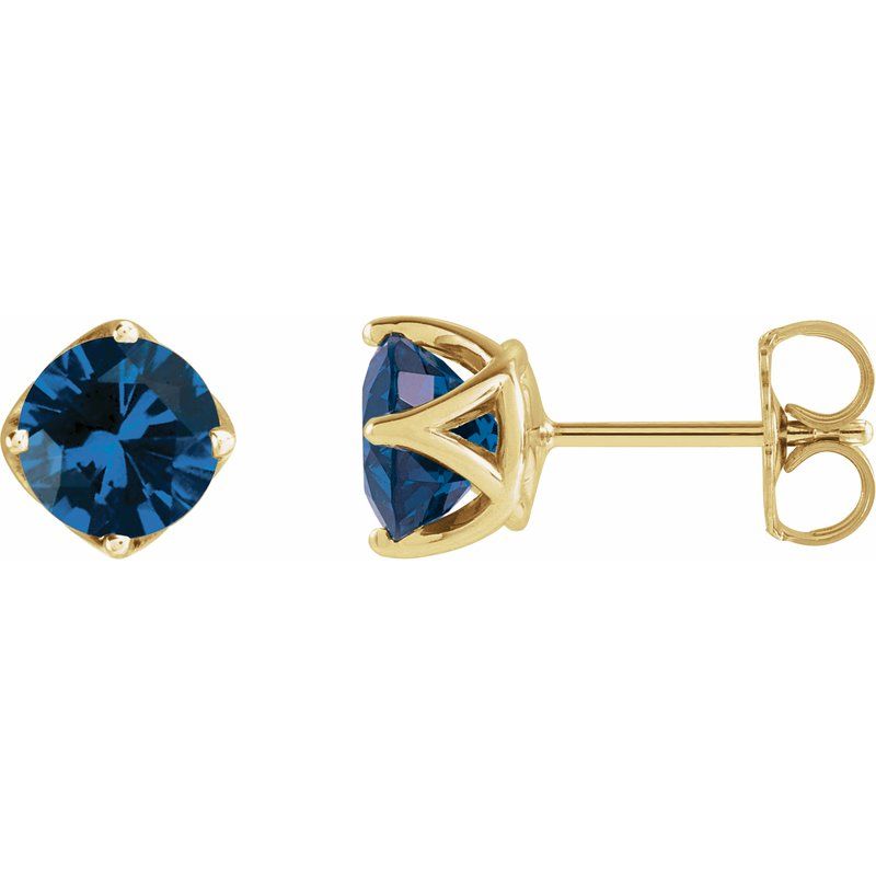 Round 4-Prong Stud Earrings